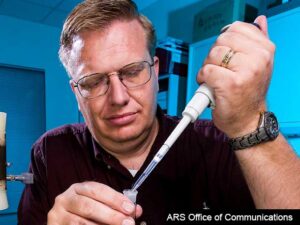 Scientist working from ARS Office of Communications